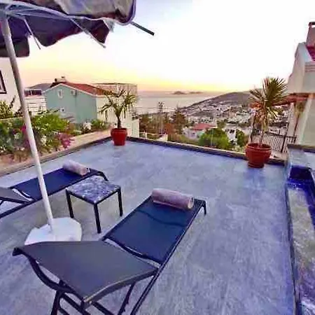 Centrally Located Luxury Villa: Alesta Villa Kaş